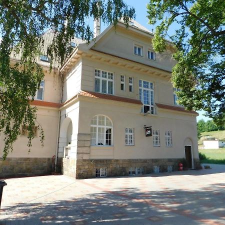 Vila Arnau Hostinné Zewnętrze zdjęcie