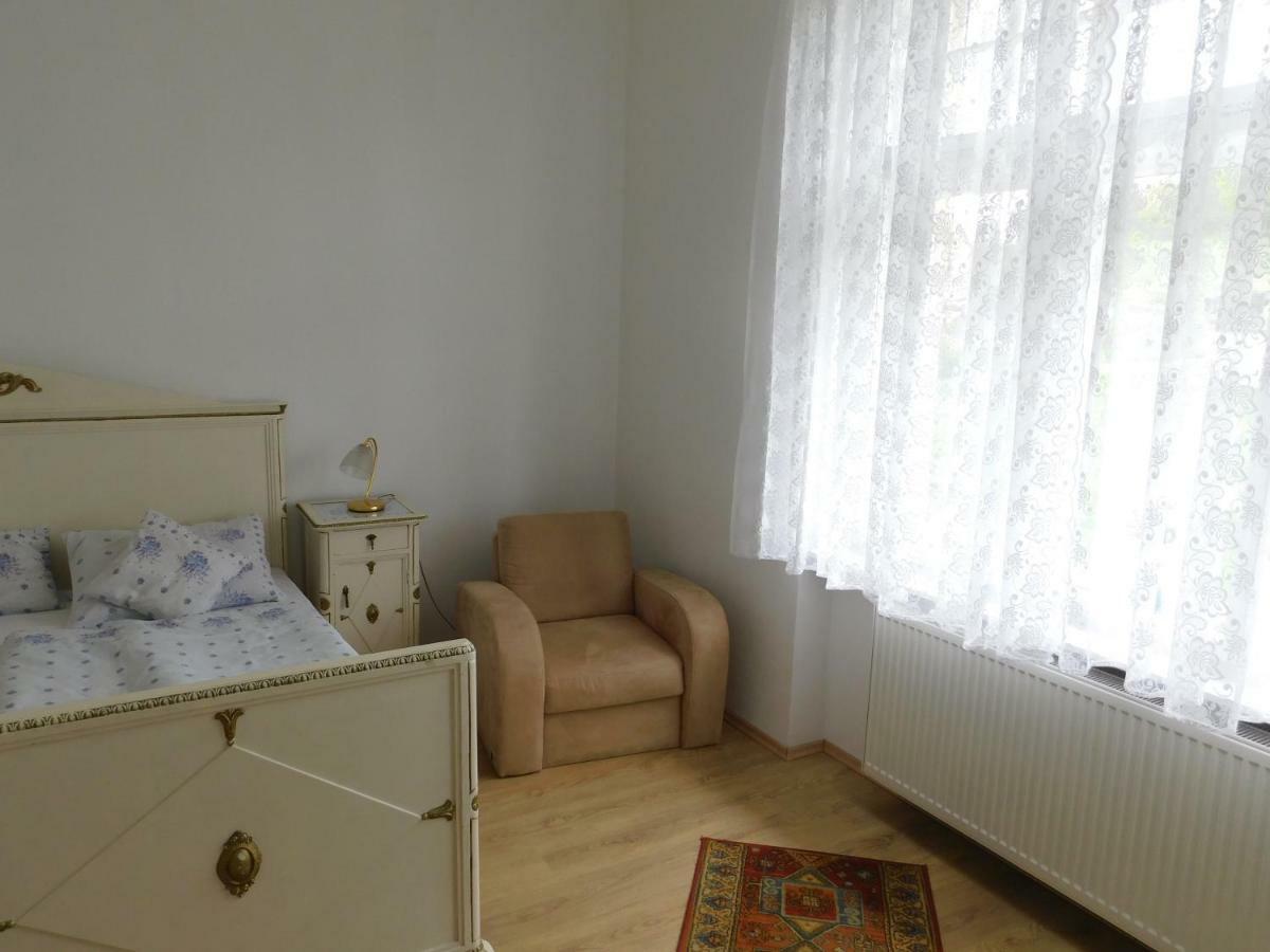 Vila Arnau Hostinné Zewnętrze zdjęcie