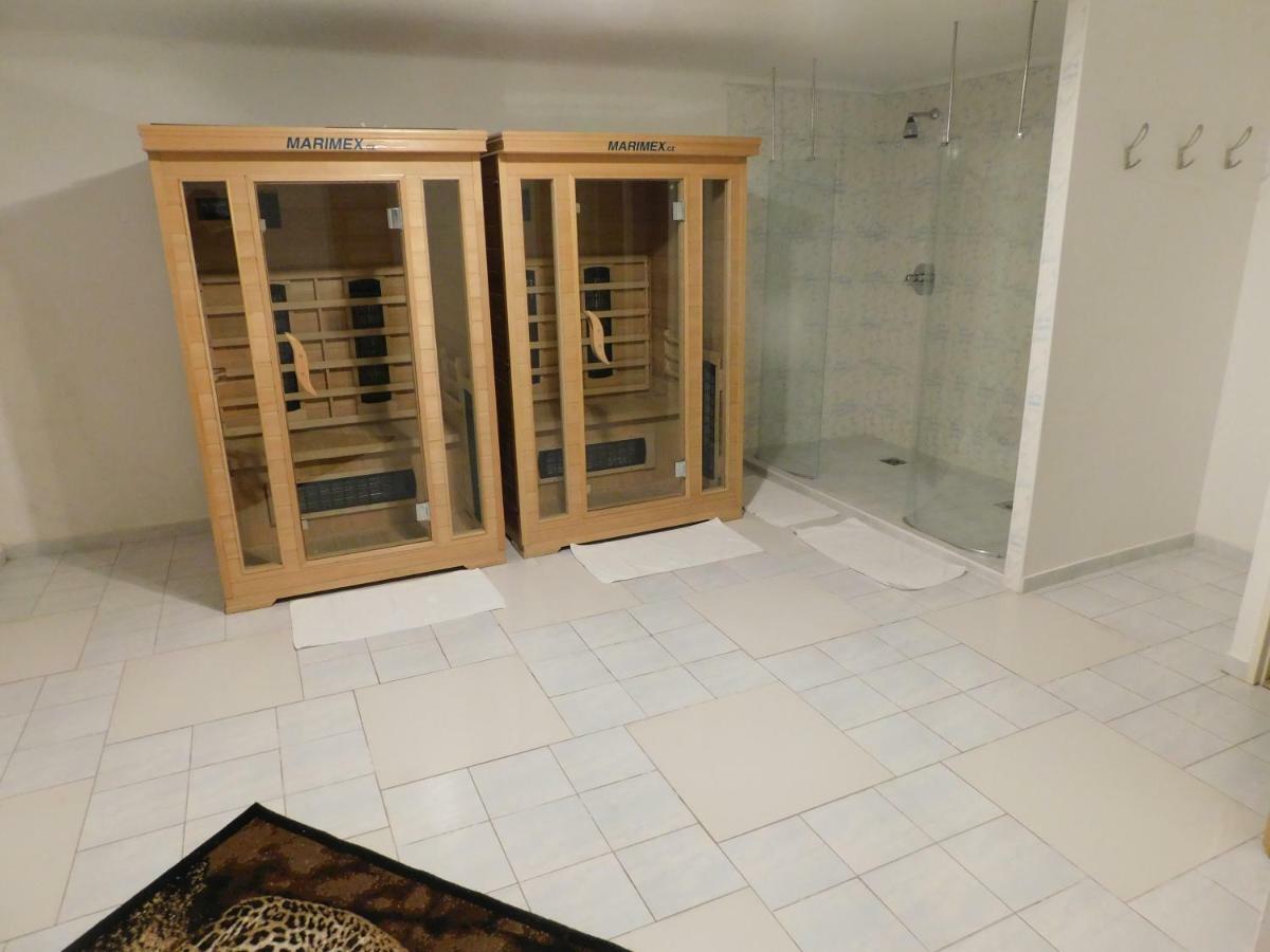 Vila Arnau Hostinné Zewnętrze zdjęcie