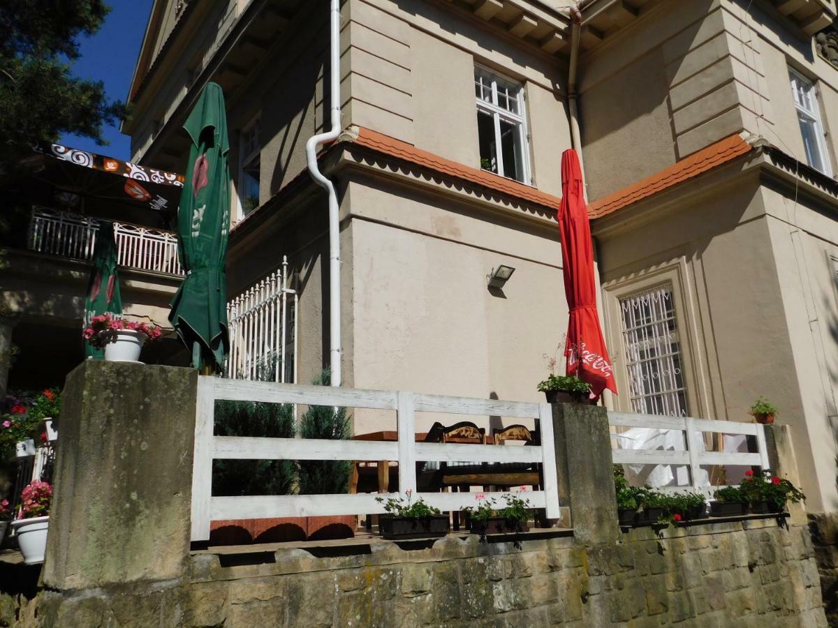 Vila Arnau Hostinné Zewnętrze zdjęcie