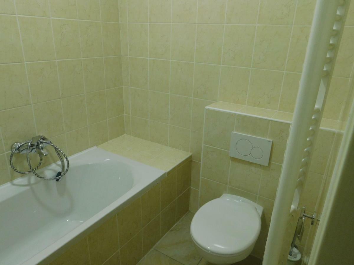 Vila Arnau Hostinné Zewnętrze zdjęcie