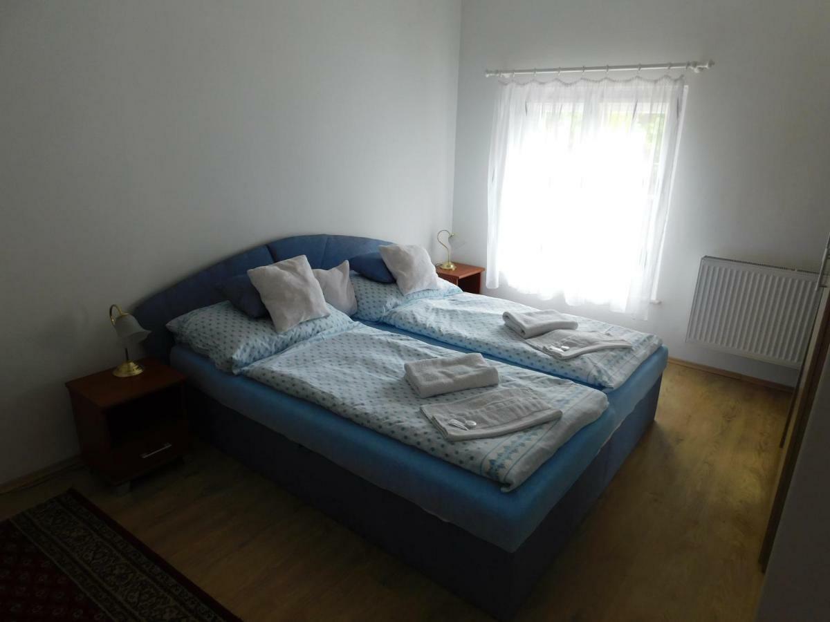 Vila Arnau Hostinné Zewnętrze zdjęcie
